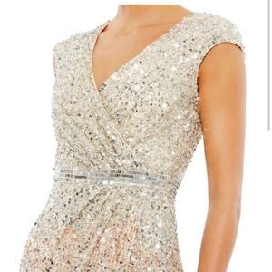 MAC DUGGAL CAP SLEEVE SEQUINED HIGH SLIT GOWN. Rose gold size 6. Brand new w/tag